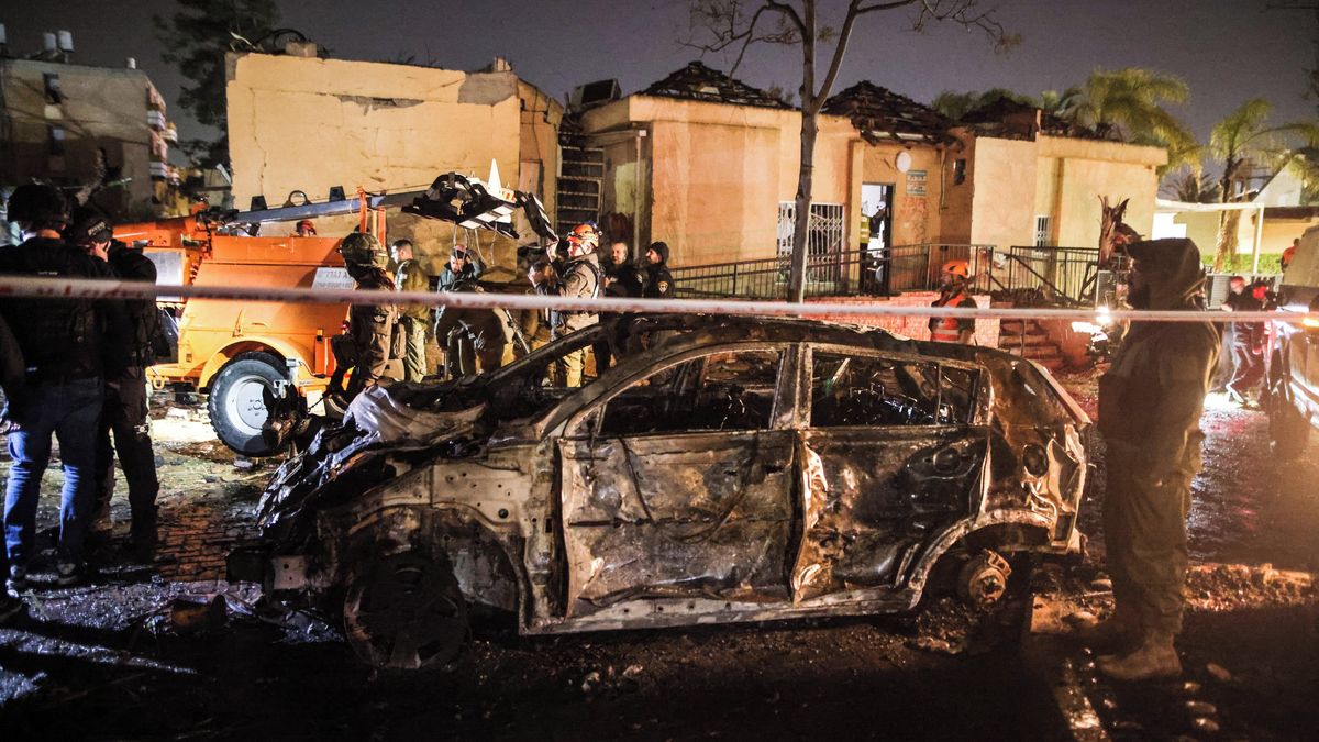 Íránská raketa zranila na jihu Izraele desítky lidí, poblíž je jaderný reaktor